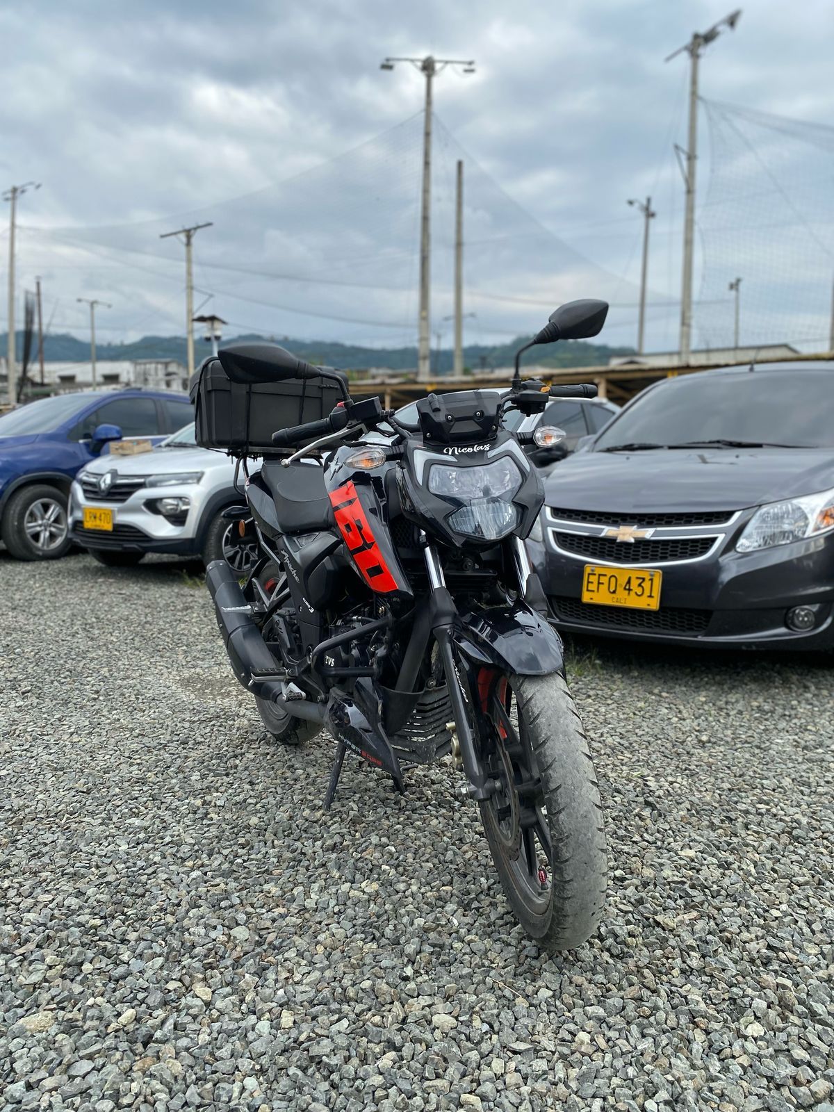 TVS APACHE RTR 160 4V 2024 – Potencia, Velocidad y Tecnología Usada