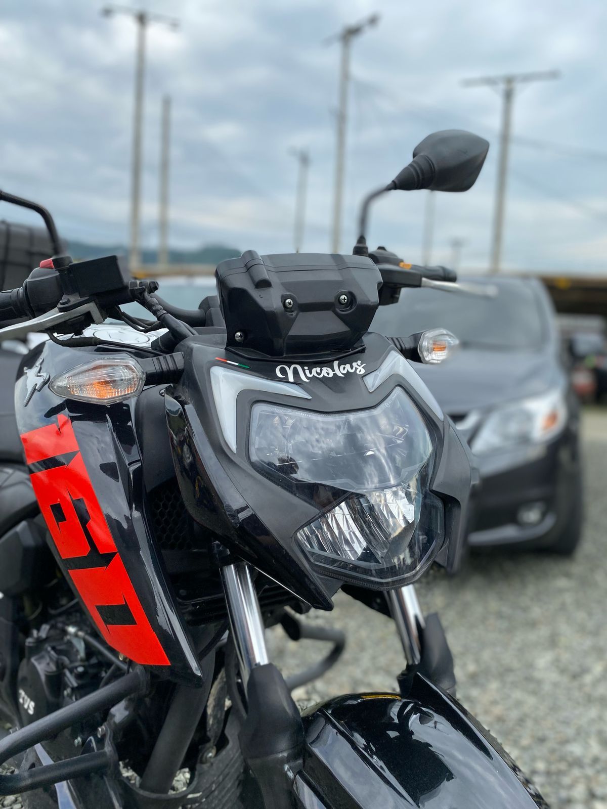 TVS APACHE RTR 160 4V 2024 – Potencia, Velocidad y Tecnología Usada