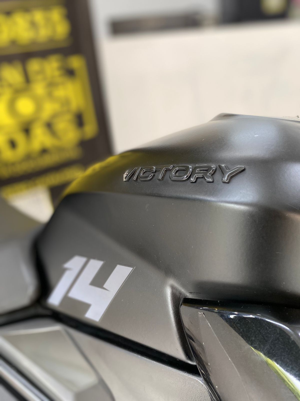 VICTORY VENOM 14 149 MT 2024 – Potencia y Estilo en Cada Kilómetro Usada